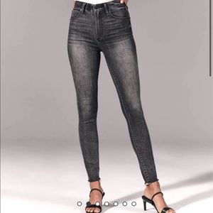 Abercrombie & Fitch High Rise Skinny Jeans - black